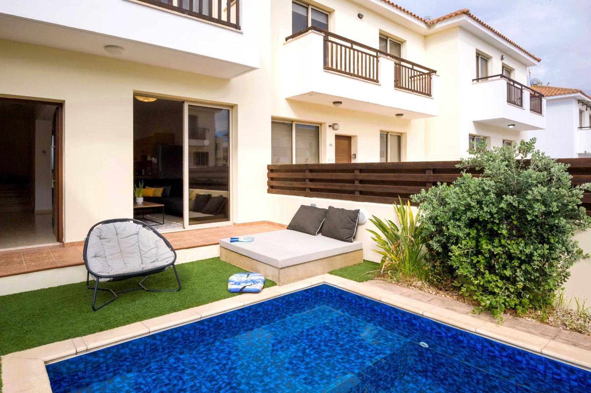 Villa Oasis Pernera Екстер'єр фото