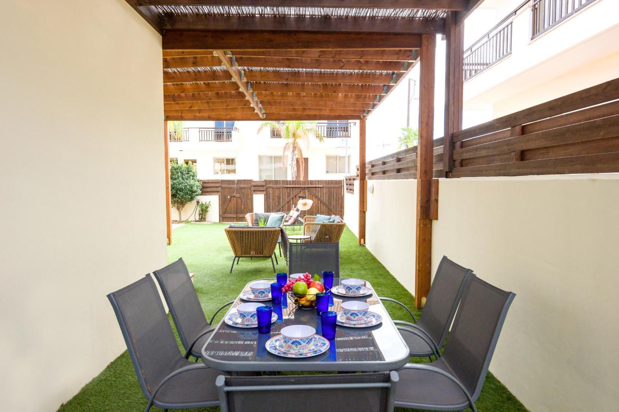 Villa Oasis Pernera Екстер'єр фото