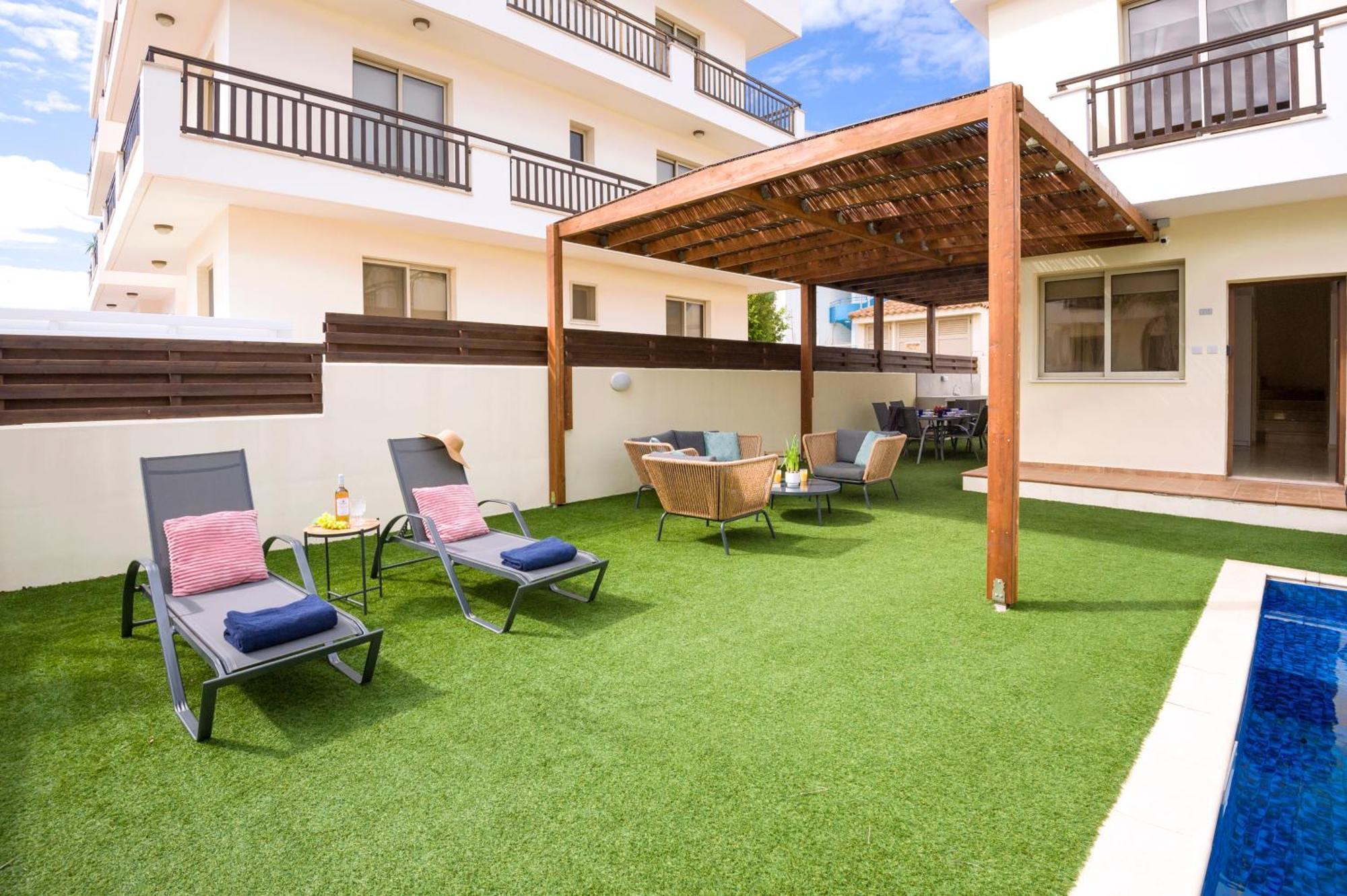 Villa Oasis Pernera Екстер'єр фото
